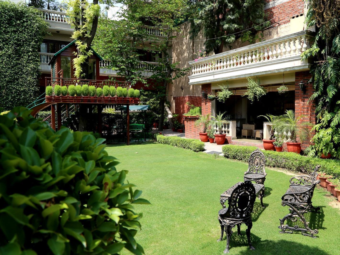 The Estate Villa Nueva Delhi Exterior foto